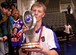 Historia del futsal (Cap.5) - LA CAIDA EN CASA